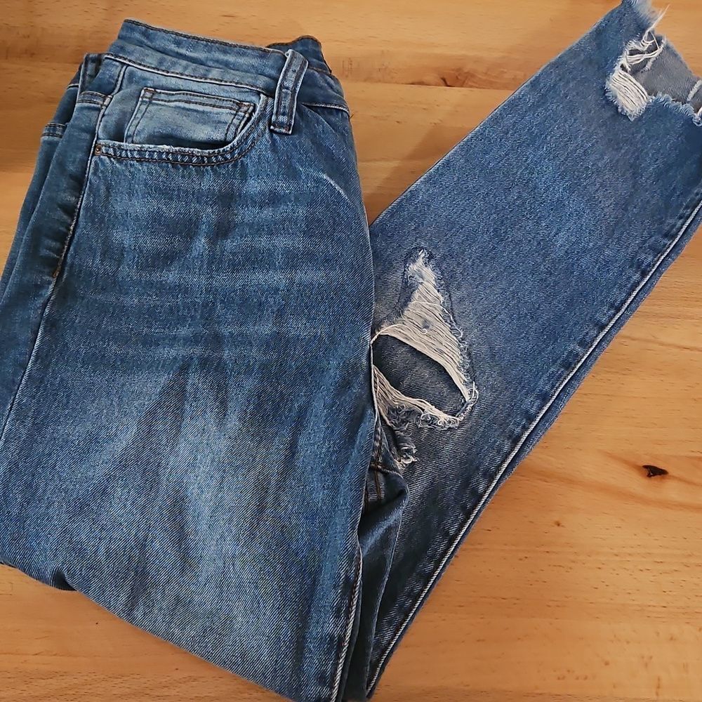 Simple Society Woman Jean 7/28
